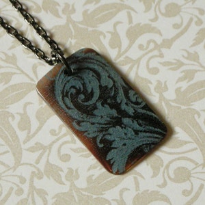 Victorian Scroll Rectangular Pendant Necklace Blue image 2