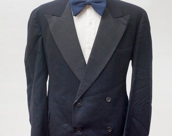 Men's Tuxedo / Vintage Double-Breasted Two-Piece Black Suit / Size 42 Medium Large