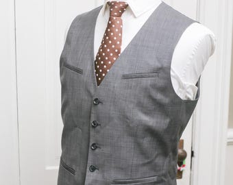 Men's Vest / Medium Grey /Size Medium/Large Size 42 E241