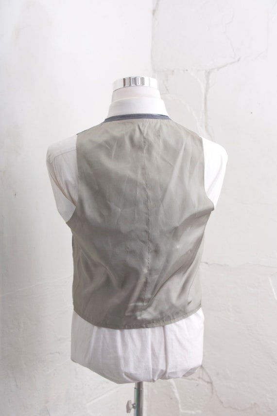 Size 40 Vintage Grey Pinstripe Vest - image 4