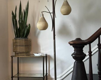 Vintage Spun Fiberglass Mid-Century Floor Lamp