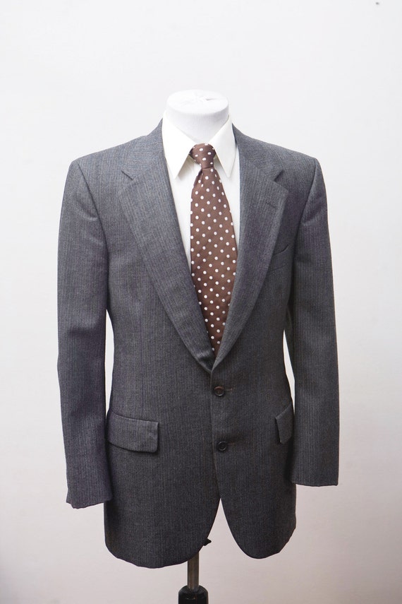 Size 41 Vintage Bill Blass Pinstripe Suit