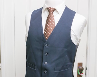 Men's Suit Vest Medium / Vintage Dark Navy Blue Waistcoat / Size 42 E244