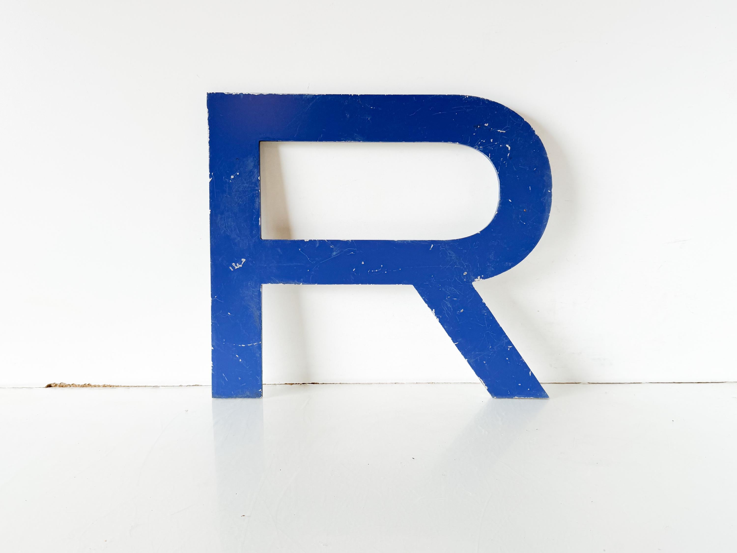 Vintage Letter R Sign - Etsy