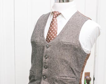 Men's Suit Vest Small / Vintage Brown Herringbone Waistcoat / Size 40