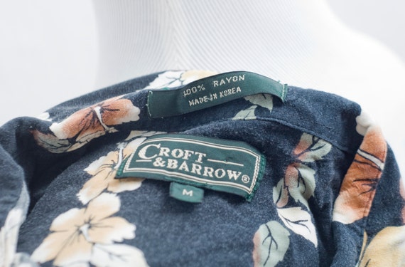 Men's Hawaiian Shirt / Vintage Croft and Barrow S… - image 4