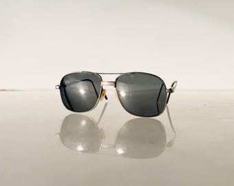 Vintage Black Aviator Sunglasses