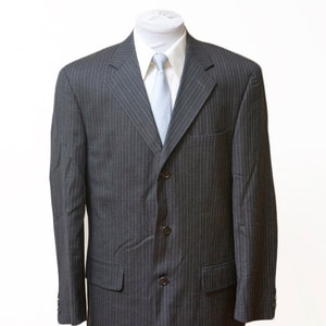 Men&#39;s Blazer / Vintage Charcoal Grey Pinstripe Jacket / Size 38 Reg.