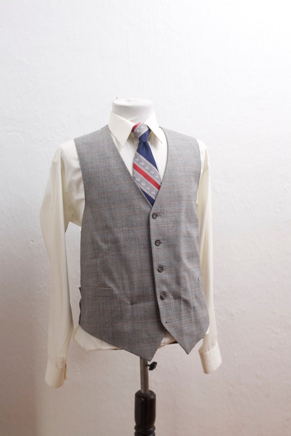 Men's Suit Vest / Vintage Grey Pince of Wales Pla… - image 1