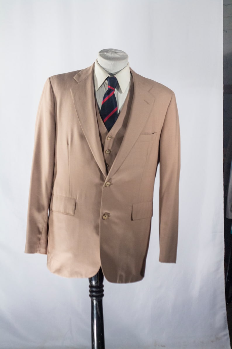 Men's Suit / 40 Vintage Blazer, Vest, Trousers / Three Piece beige - khaki Suit outlet