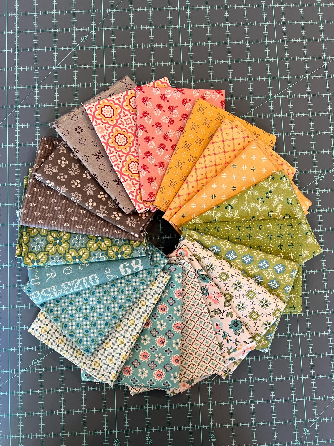 Lori Holt Piece & Plenty Fat Quarter Bundle - 19 Pieces - Etsy