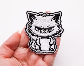 Parche bordado de gato enojado: regalo para los amantes del café