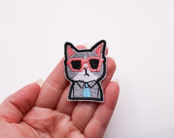 Embroidered Cat Patch with Sunglasses, Iron-On Applique