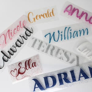 Gepersonaliseerde opstrijkstickers voor bruiloften, verjaardagen, unieke naamlabels, aangepaste tekstafbeeldingen op textiel voor leuke en creatieve feesten