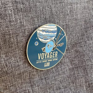 Pin esmaltado Voyager de la serie de naves espaciales históricas