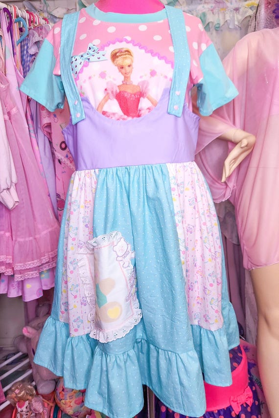 Jumper skirt pastel hotsell