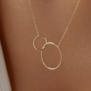 Double Circle Necklace Minimalist Linked Rings 14k Gold Dainty Jewelry Gift for Her Simple Everyday Pendant