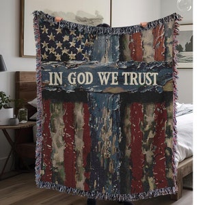 Patriotic Woven Blanket - In God We Trust, Soft Throw for Home Decor, Perfect for Memorial Day, July 4th, Cozy Gift
