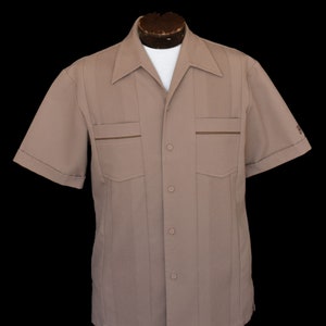 Y2k Iolani Hawaii Executive Shirt, Hawaiian Polyester Button Front, Khaki Brown Pintuck Shirt, Size Medium to Large