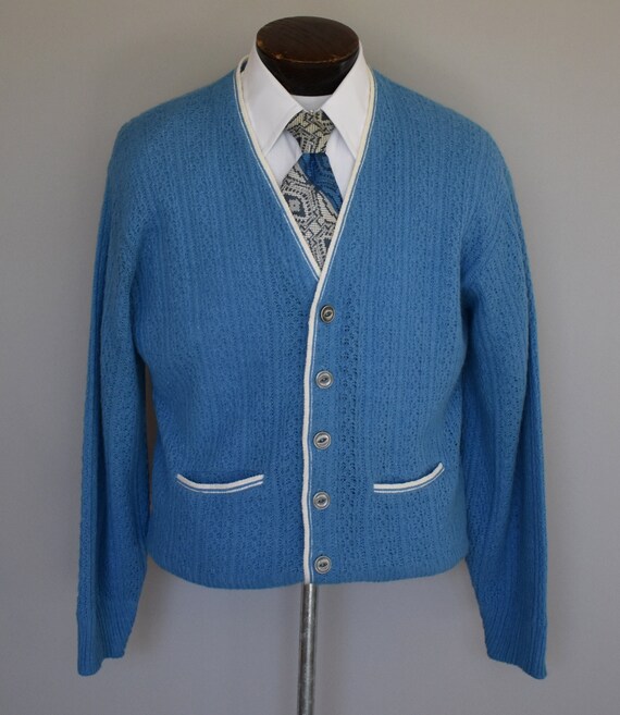 ModernTimesVintage 70s Sky Blue Cardigan Sweater, Loose Knit Grandpa Cardigan, Sears Golf Sweater, Vintage 1970s, Size Medium