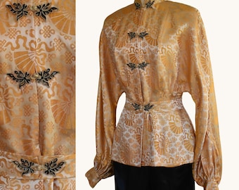 ヴィンテージ60年代シルクジャカードブラウス、ゴールドの扇形プリント、マンダリンカラー、留め具付き、S～Mサイズ