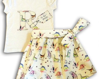 Girl's Personalised Dinosaur Skirt and T-Shirt Outfit, Girls Dinosaur Tee Shirt, Girls Clothing, Dinosaur Gift