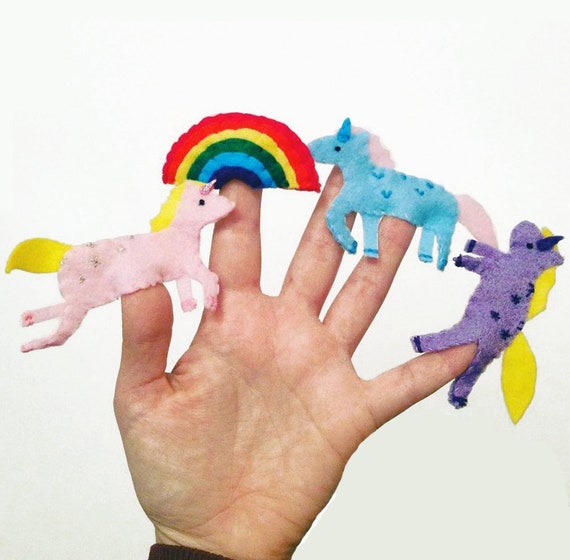 2 Unicorn finger puppets ideal for Party bags and Christmas stocking filler