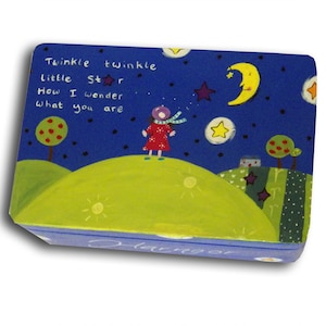 Personalisierte Twinkle Twinkle Little Star Erinnerungsbox / Memory Box, Baby Geschenk für Mädchen