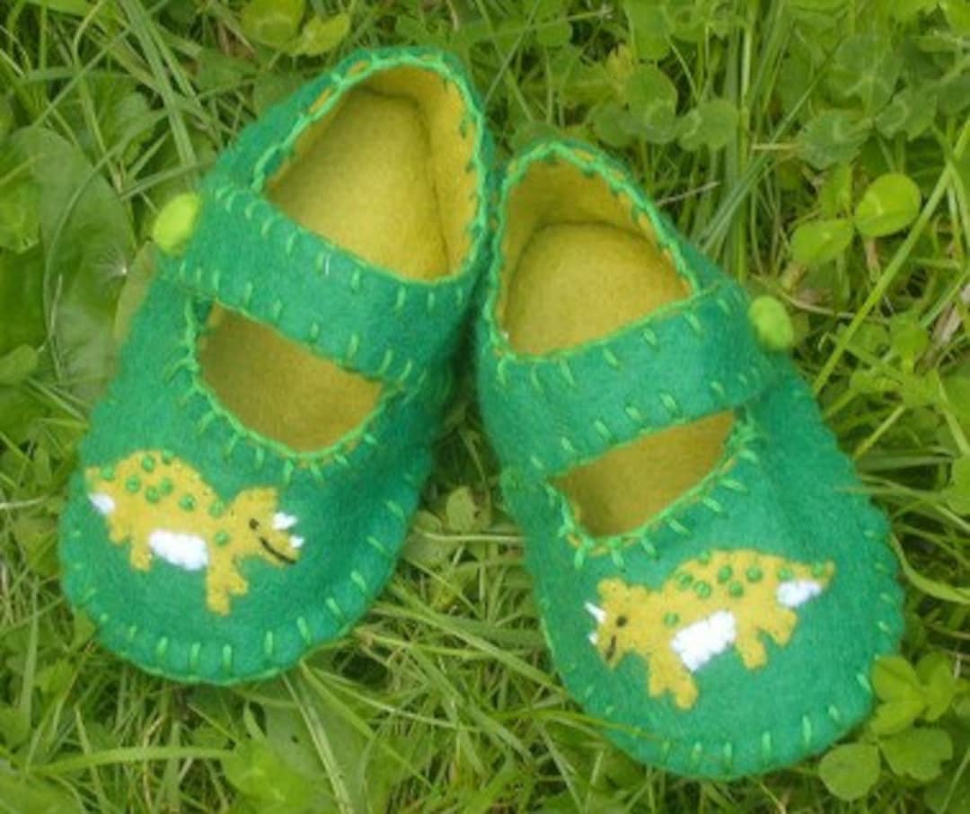 Dinosaur Baby Shoes, Baby Boy Gift, Baby Clothes, Baby Shower Gift ...