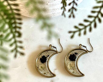 Handmade Moon Resin Earrings: Pressed Baby's Breath, Botanical Jewelry, Customized gifts for her