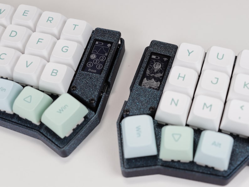 KeyboardHoarders Corne Wireless Split Keyboard - Thumbnail 2