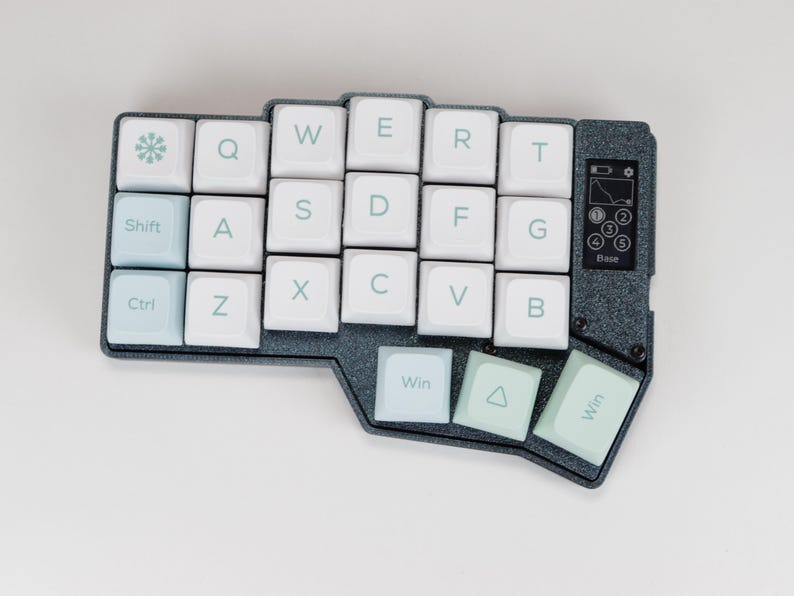 KeyboardHoarders Corne Wireless Split Keyboard - Thumbnail 3