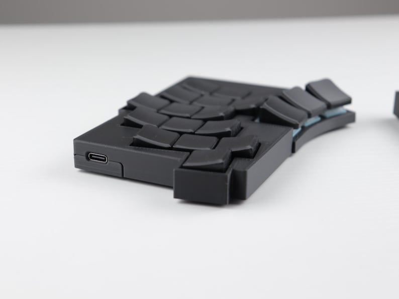 KeyboardHoarders Totem Split Keyboard