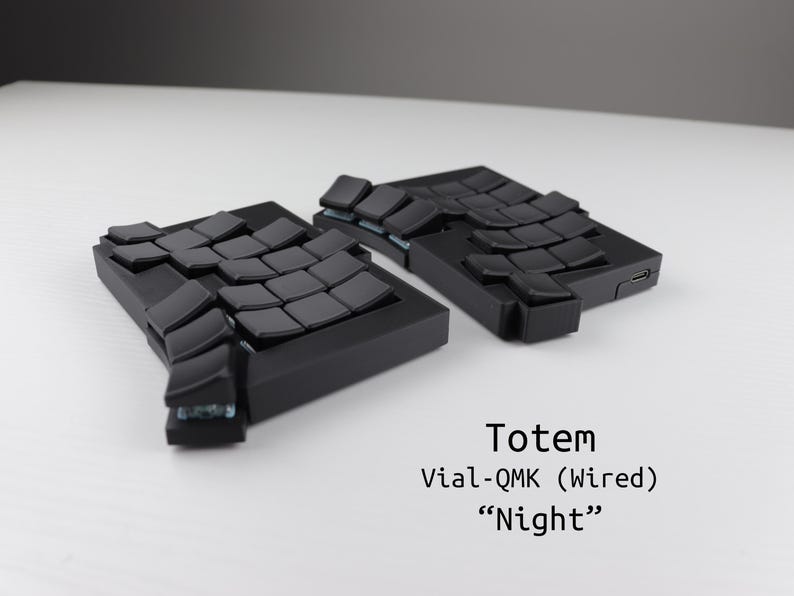 KeyboardHoarders Totem Split Keyboard - Thumbnail 4