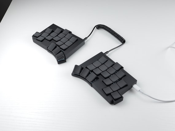 キーボード The TOTEM wireless keyboard A new keyboard – Meet the Totem | Florian Gächter