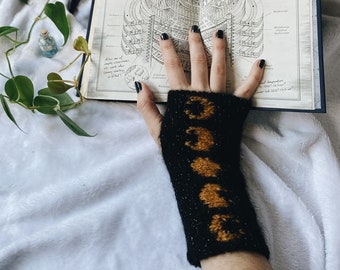 Mitts KNITTING PATTERN ⨯ Moonlight and Stardust Fingerless Gloves ⨯ Mittens ⨯ Moon mitts ⨯ Phases gloves