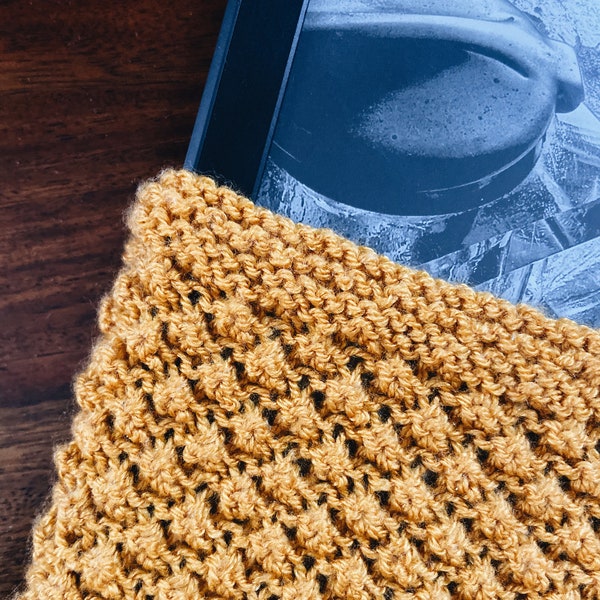 Kindle COVER KNITTING PATTERN ⨯ Gadget Cases & Covers ⨯ Home Decor ⨯ Raspberry Kindle cover