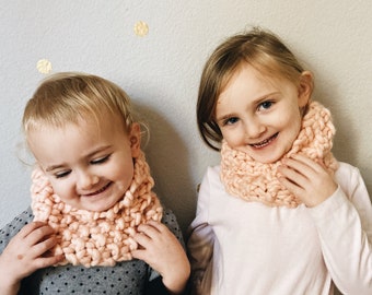 COWL KNITTING PATTERN ⨯ Knitted Cowl ⨯ Seed stitch cowl ⨯ Bulky cowl ⨯ Neckwarmer