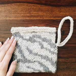 KNITTING PATTERN Roar Wristlet Purse Clutch, Bag, Handbag image 6