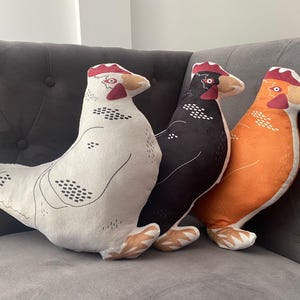 Chicken-Shaped Throw Pillow – Fun Farmhouse Hen Cushion in Classic Black, Buff Beige, and Rust Orange