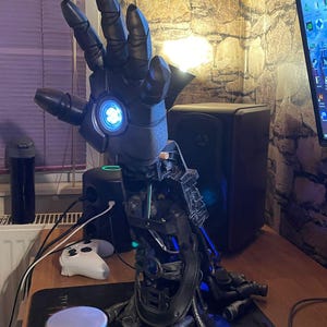 Ironman Gauntlet Lamp