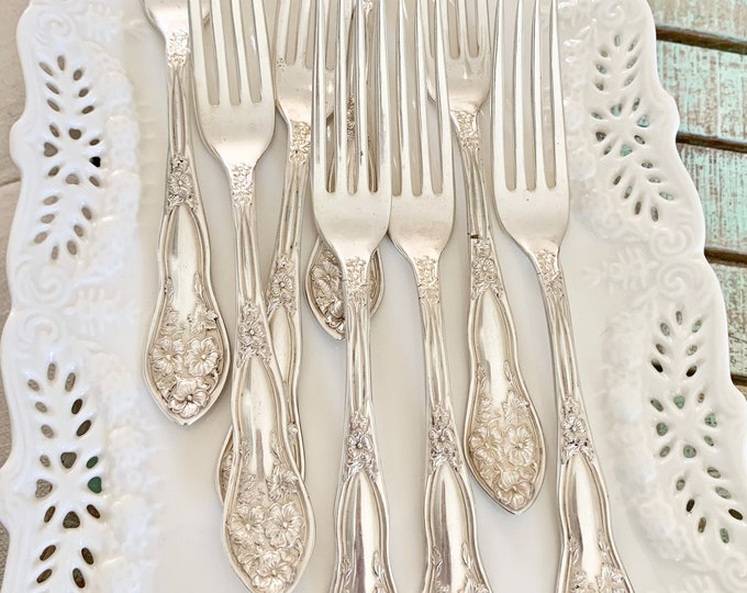 Antique Fairfield Silver / Silverplates Dinner Forks Set of 8 One Pattern Silverware Silverplate