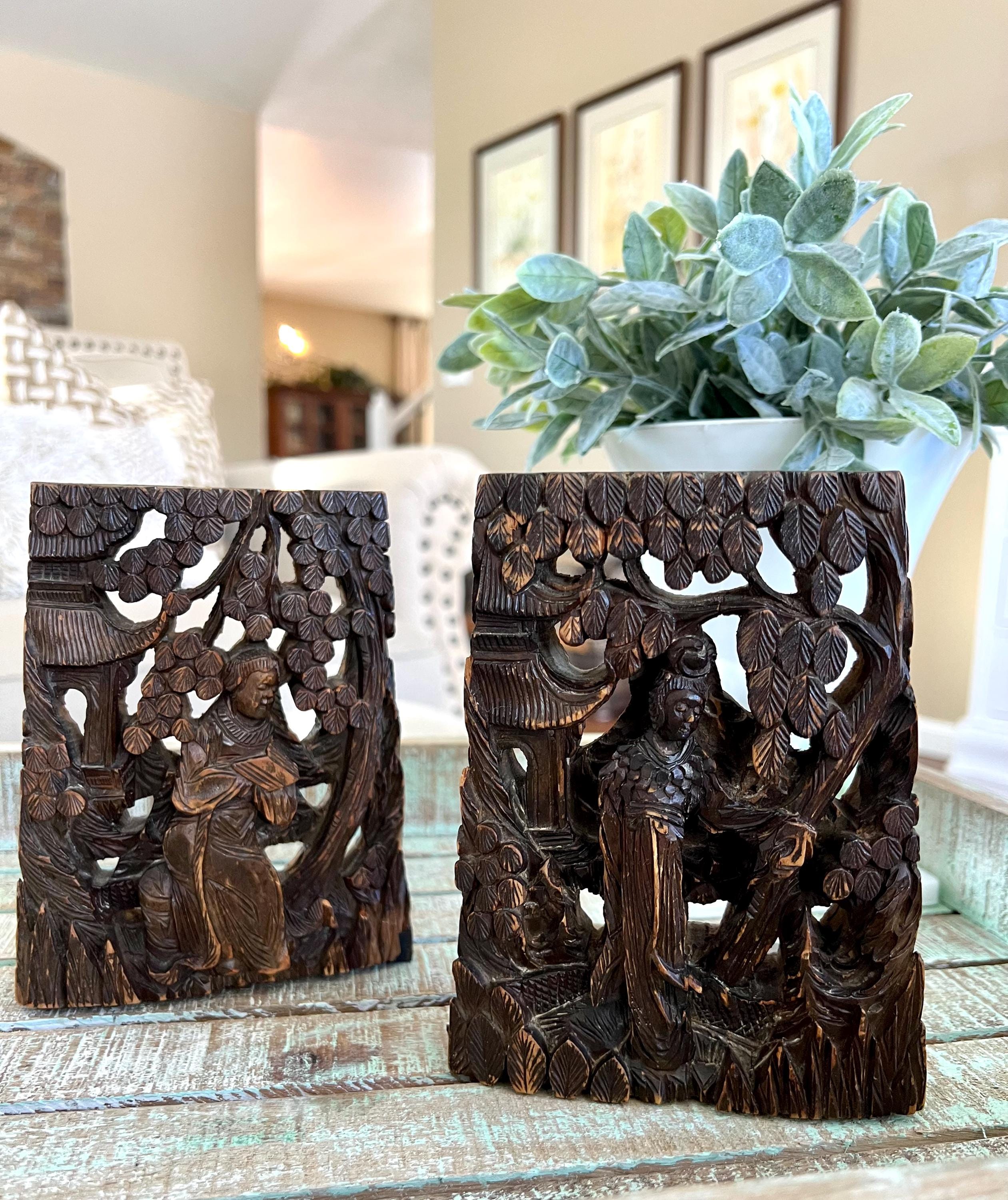 アンティーク　Book オブジェ Vintage Pair of Chinese / Japanese Wood Hand Carved Figural