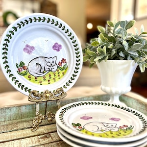 M M Portugal Plate Hand Painted Folk Art White Cat, Set of 4 Salad Plates, Red Ware TYCAALAK