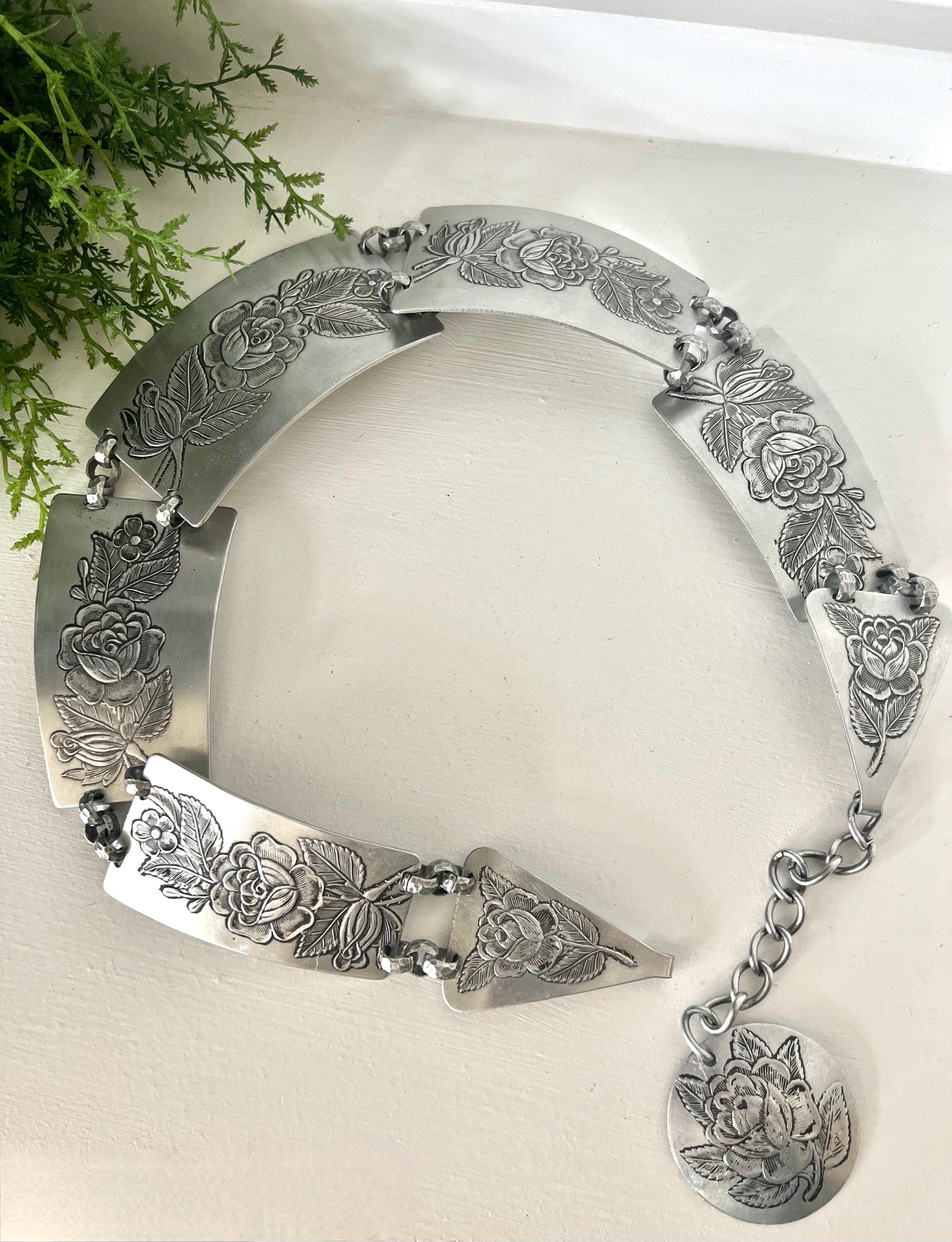 Vintage Aluminum Rose Etched Panel Belt, Silver Tone, 60 display picture 3