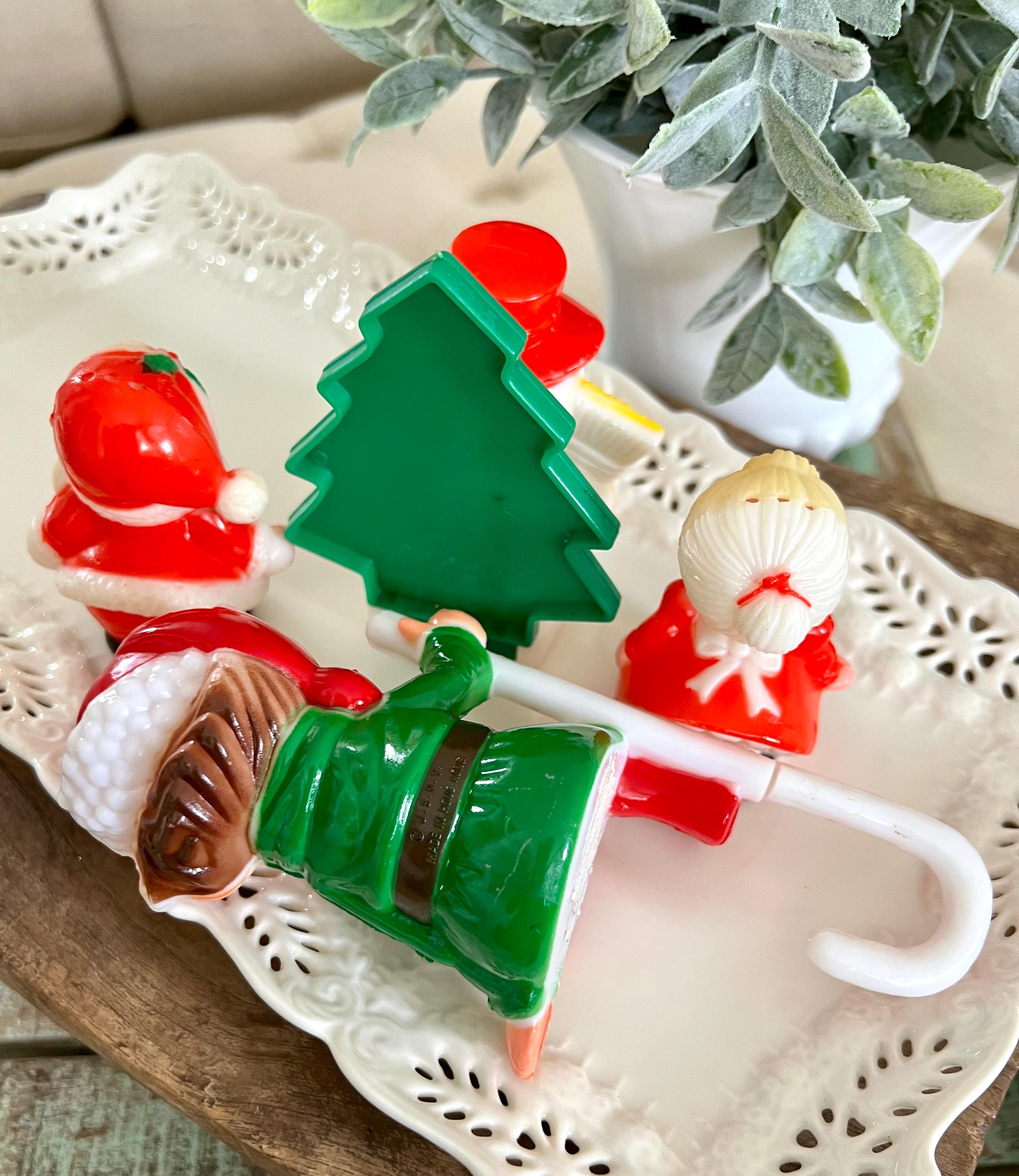 Vintage 80's Hong Kong Plastic Kissing Santa and Mrs Claus Salt ...