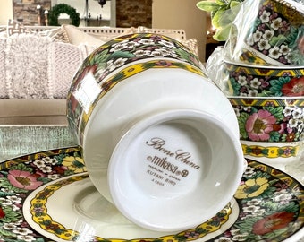 4 Mikasa Bone China Kutani Bird Pattern Cups & Saucers, Narumi
