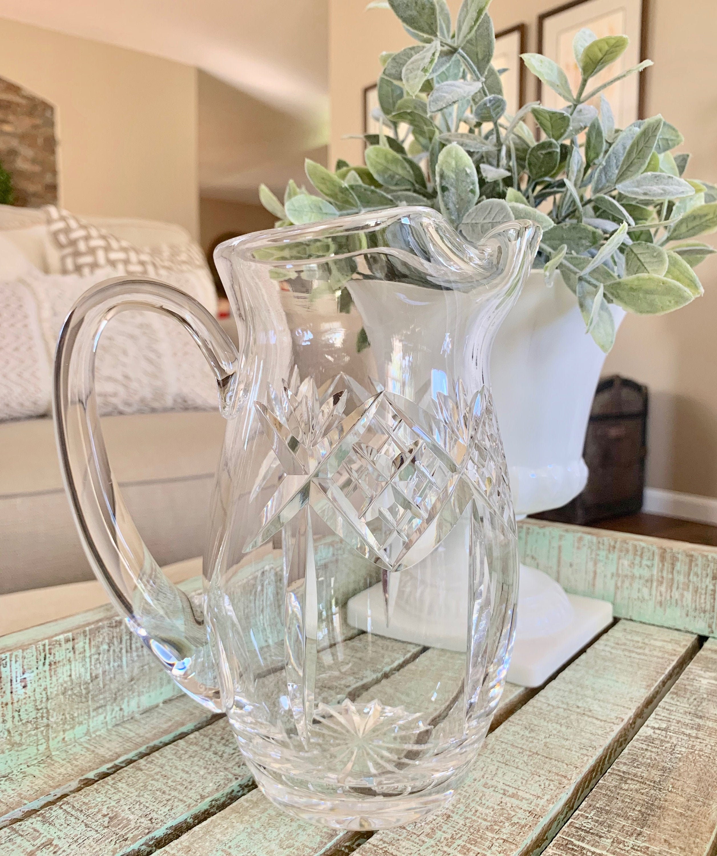 Glass Water Pitcher - Unique Strip On Neck Handle Pattern, – Stone boomer