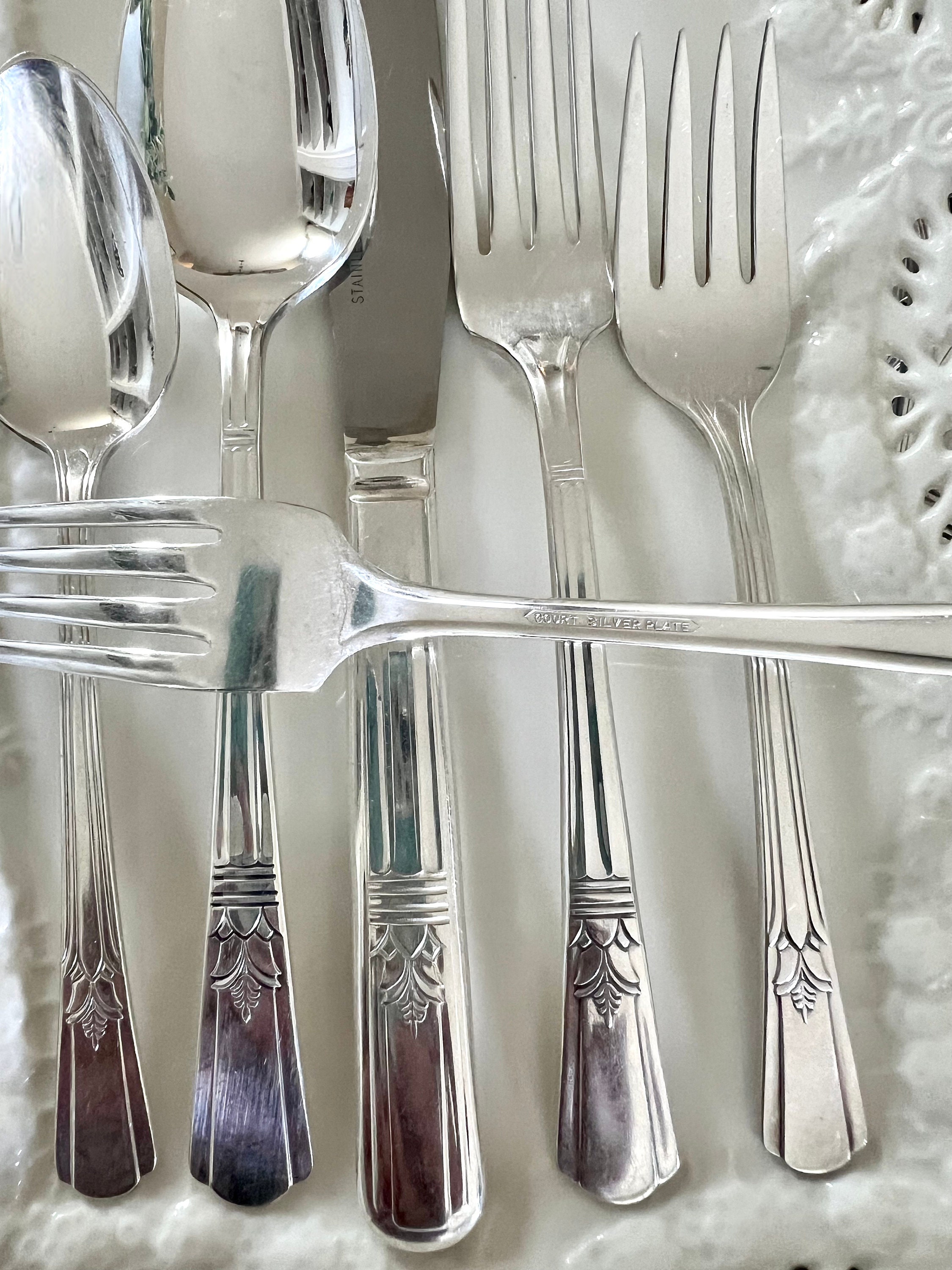 International Silver 87 Piece Silver Plate Silverplated Flatware