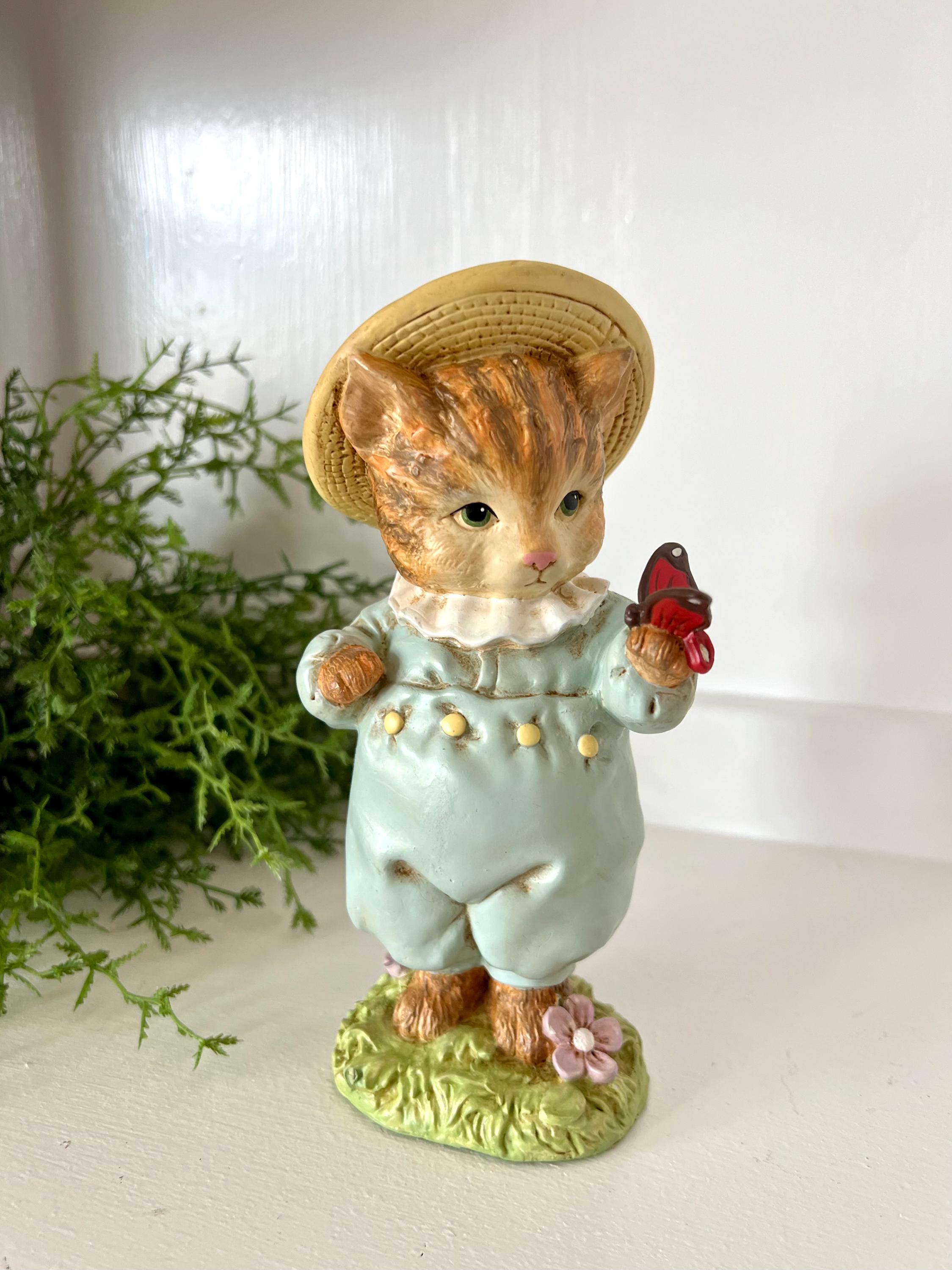 Midwest of Cannon Falls Tom Kitten Holding Butterfly - the Beatrix